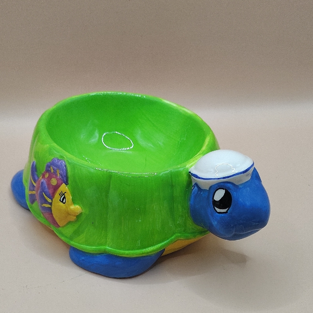 Cooks Club Colorful Sailor Turtle Shaped Bowl With Fish On The Sides